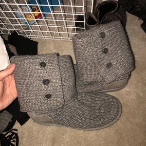 grey uggs